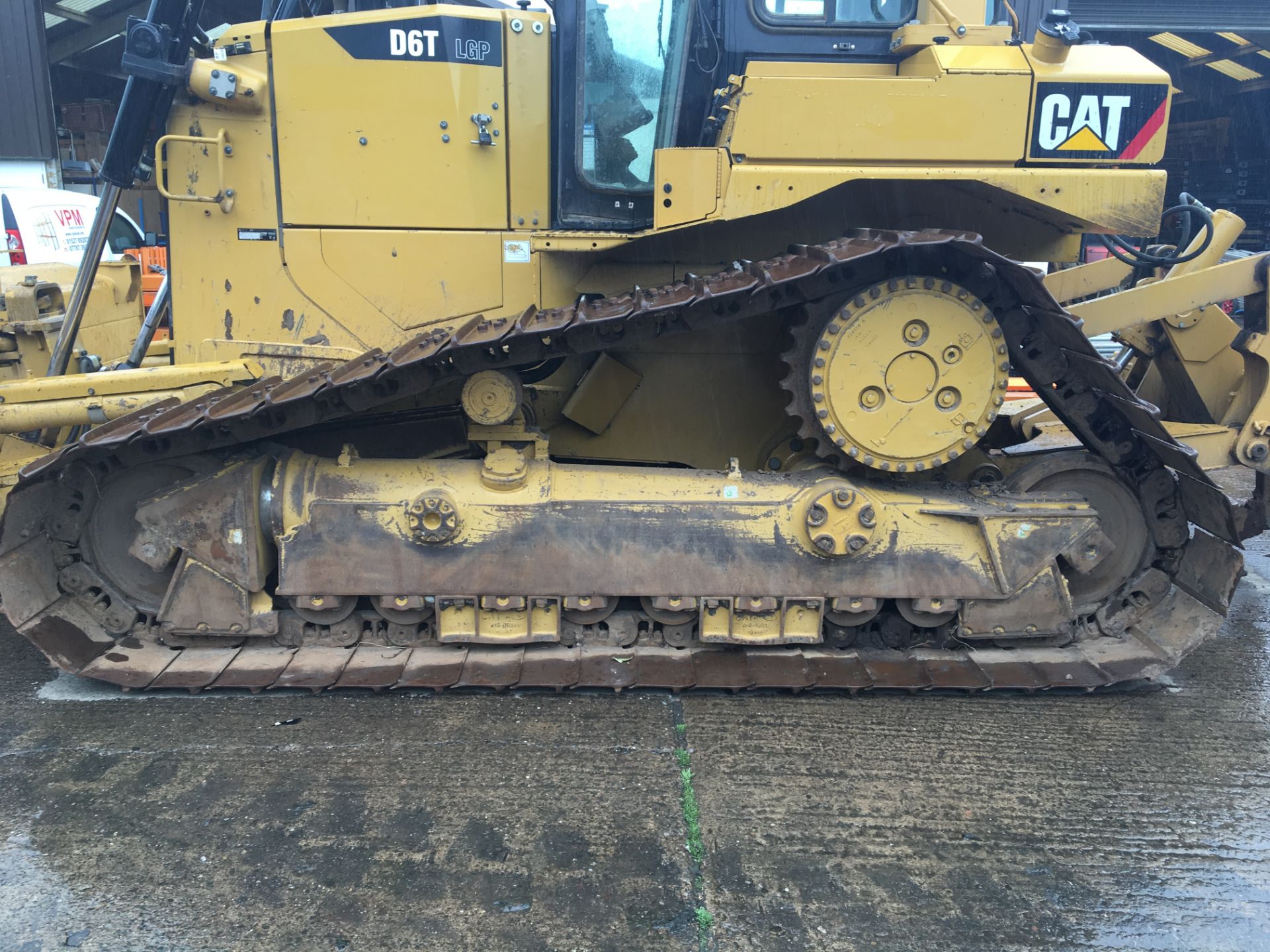 Caterpillar D6T LGP VPAT steel tracked bulldozer - Image 5 of 33