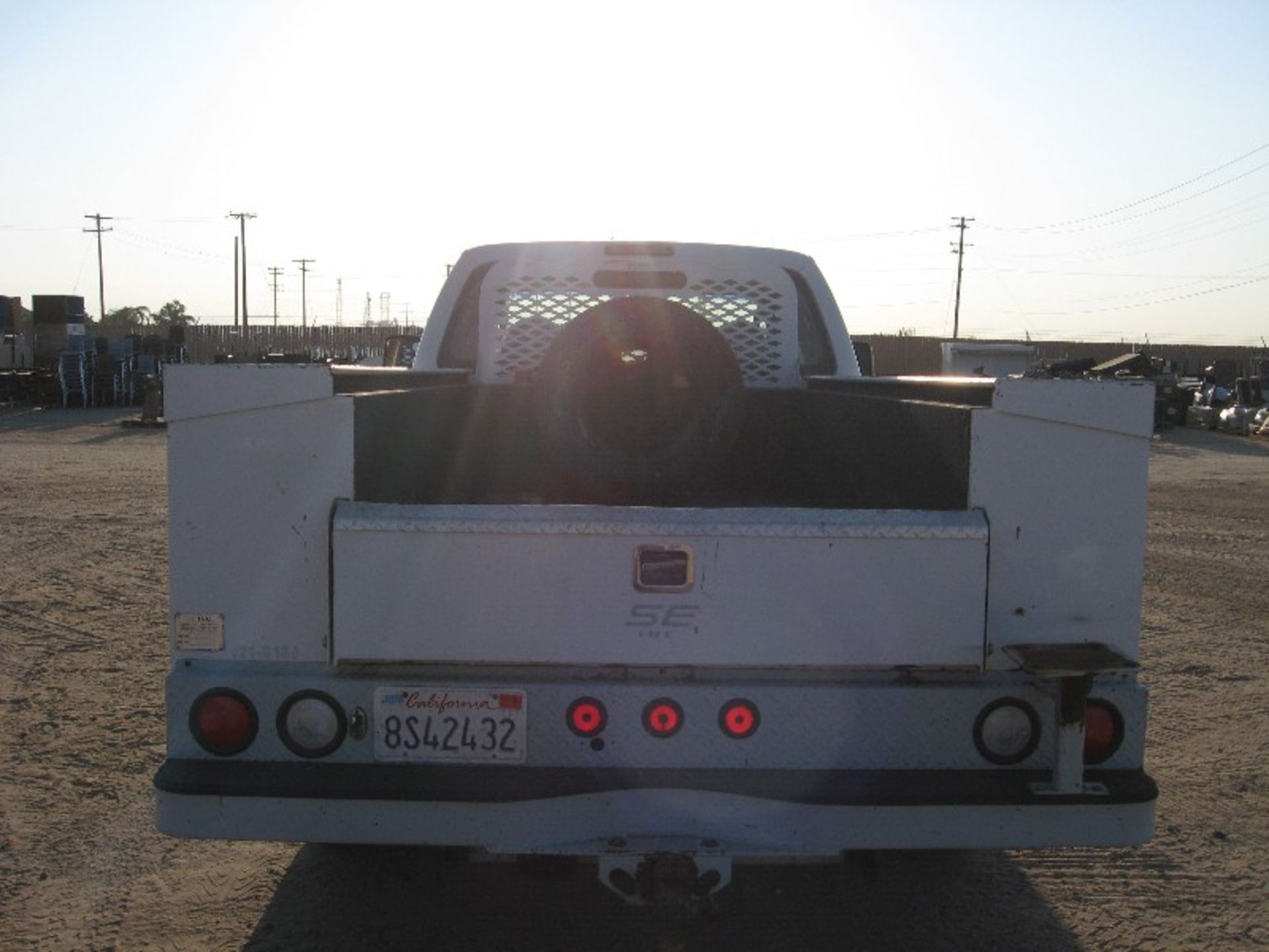 2008 Ford F350 - Image 2 of 5