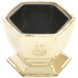 Silverware, GWR Salt Pot: A GWR Hotels silver plated hexagonal salt pot by Mappin and Webb, 1Â¾''