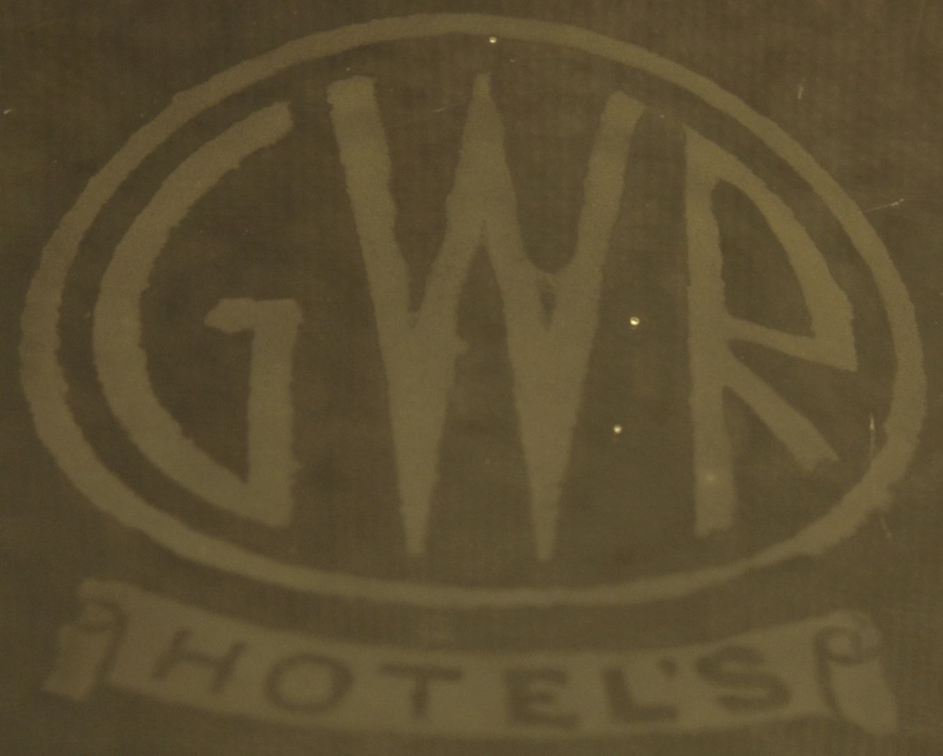 Glassware, GWR Hotels Whisky Tot: A GWR Hotels whisky glass, 3Â½'' tall, the side marked with the - Image 2 of 2