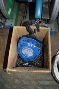 Tralift 0.5 tonne chain hoist CB5002H