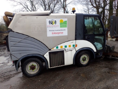 Hako Citymaster 2000 Sweeper
Year: 2006
S/N: 611214