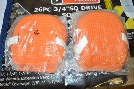 2 pairs of Draper rubber knee pads New & unused