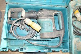 Makita 110v SDS hammer drill/breaker c/w carry case S7262 **Please assume this lot is not working