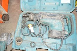 Makita 110v SDS hammer drill/breaker c/w carry case S7077 **Please assume this lot is not working