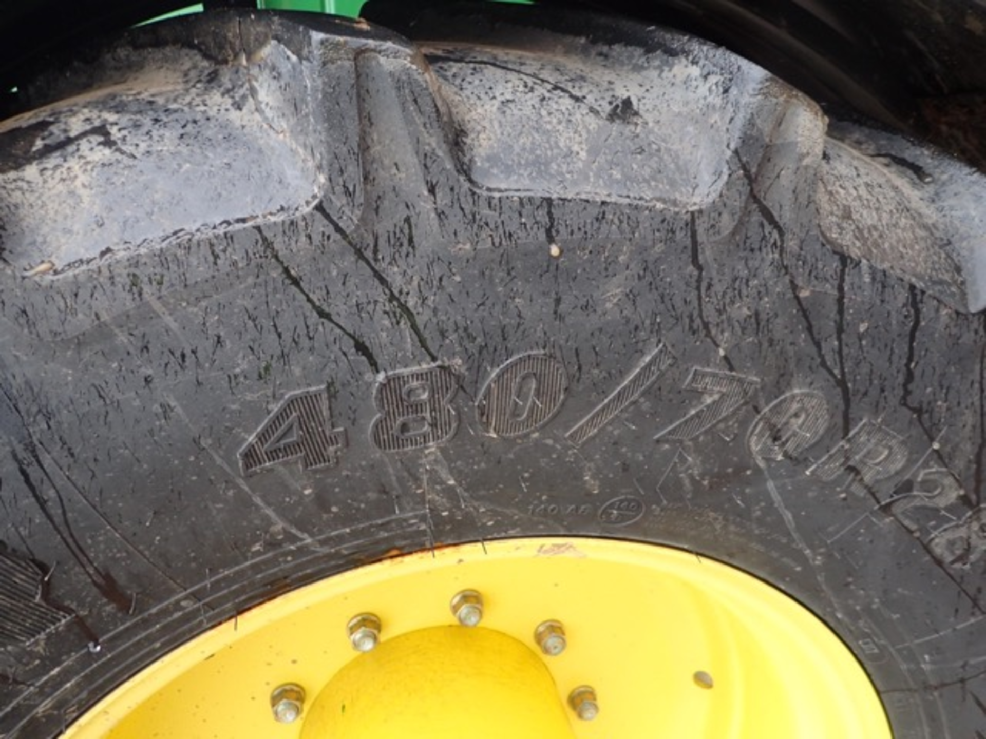 John Deere 640R 4WD tractor Registration Number: DX13 FLK Date of Registration: 30/05/2013 - Image 13 of 16