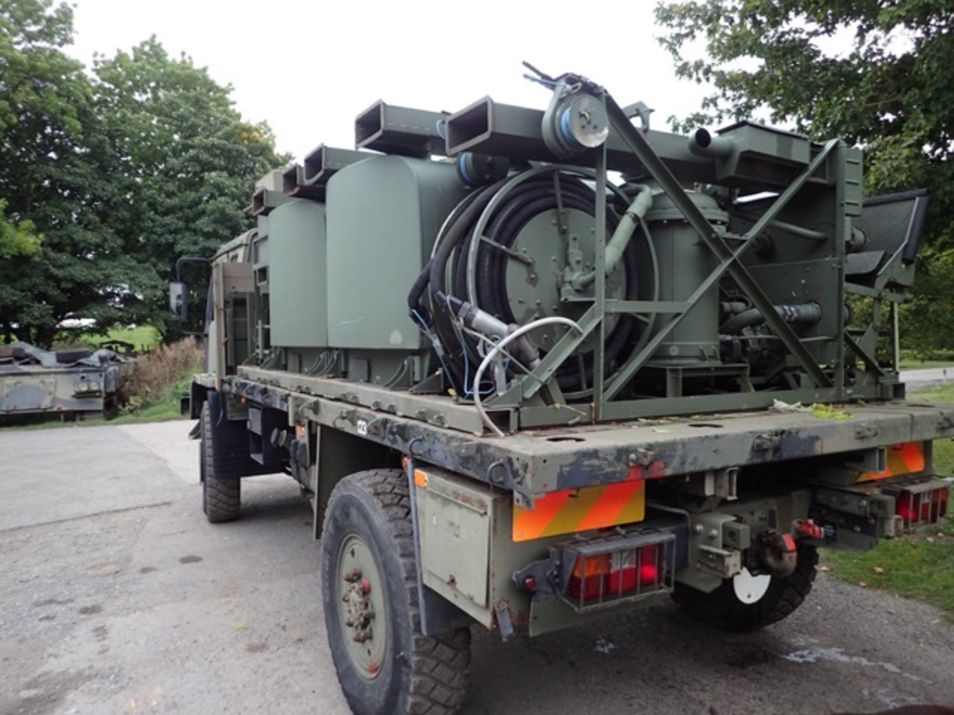 DAF 45-150 4x4 refuel wagon (Ex MOD) S/N: 123435 Recorded Mileage: 3182 c/w discharge hoses, - Image 3 of 10