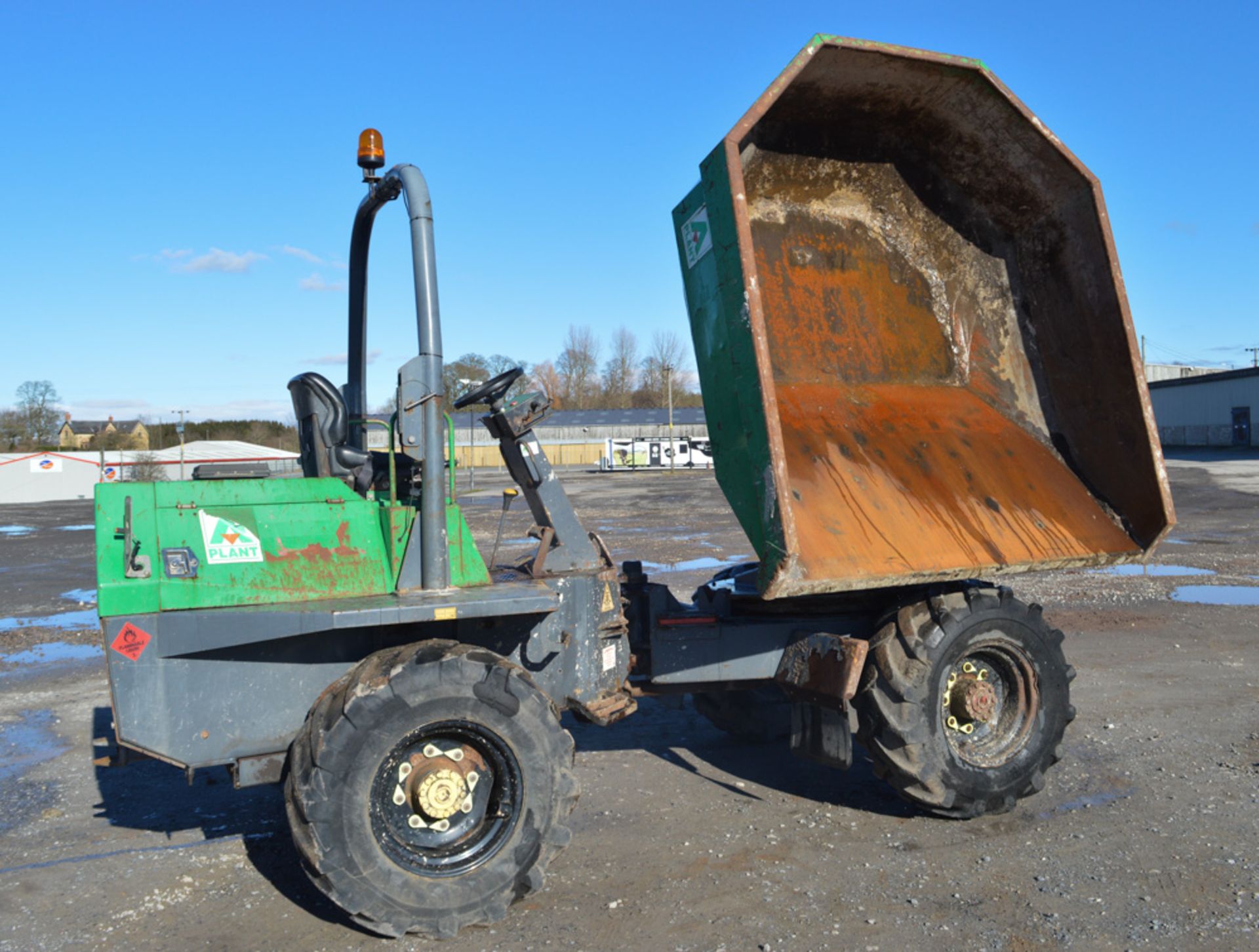 Benford Terex 6 tonne swivel skip dumper Year: 2007 S/N: E709FX675 Recorded Hours: 2175 A444223 - Image 6 of 11