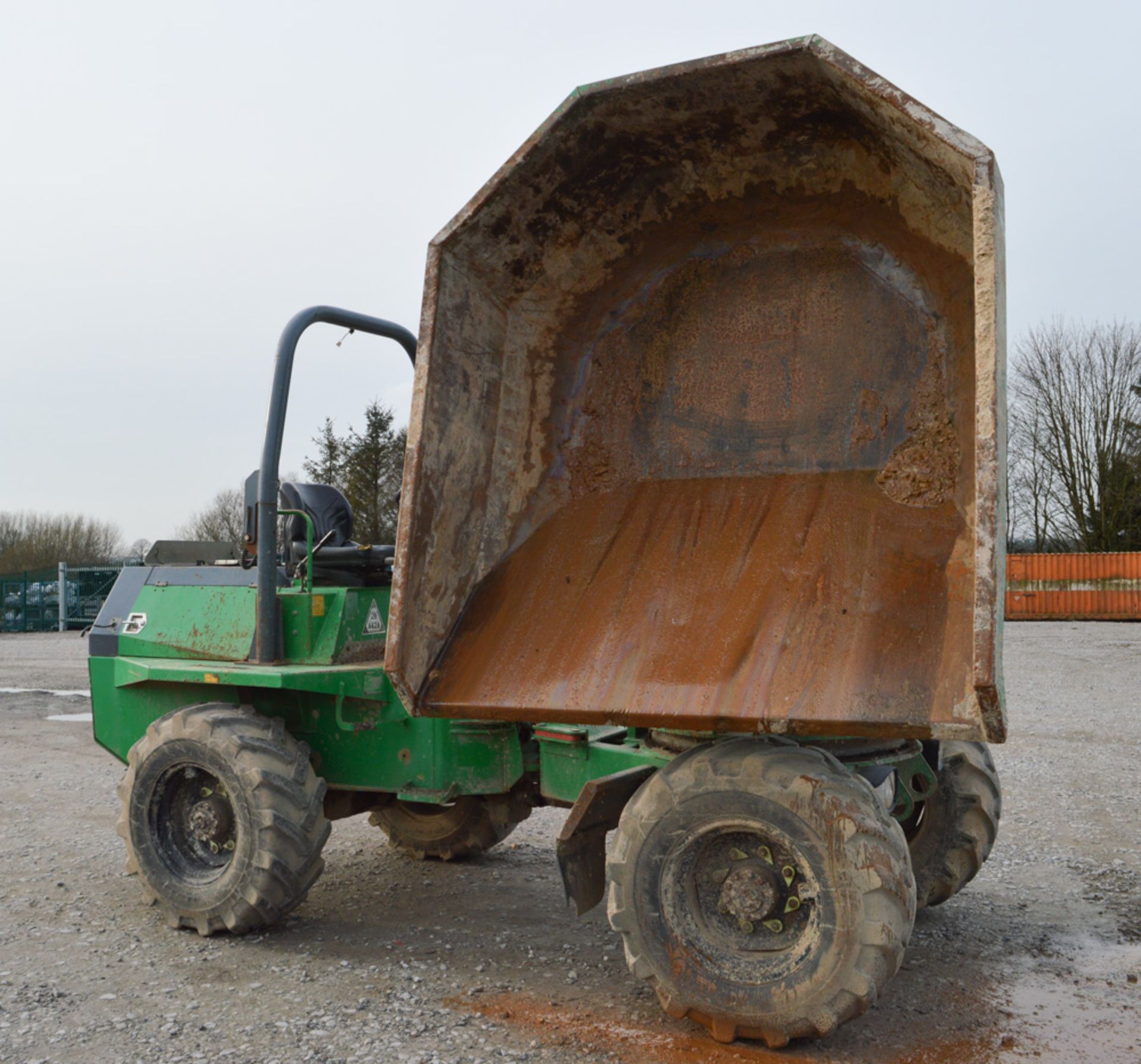 Benford Terex 6 tonne swivel skip dumper Year: 2007 S/N: E705FX388 Recorded Hours: 2519 A434400 - Image 7 of 12