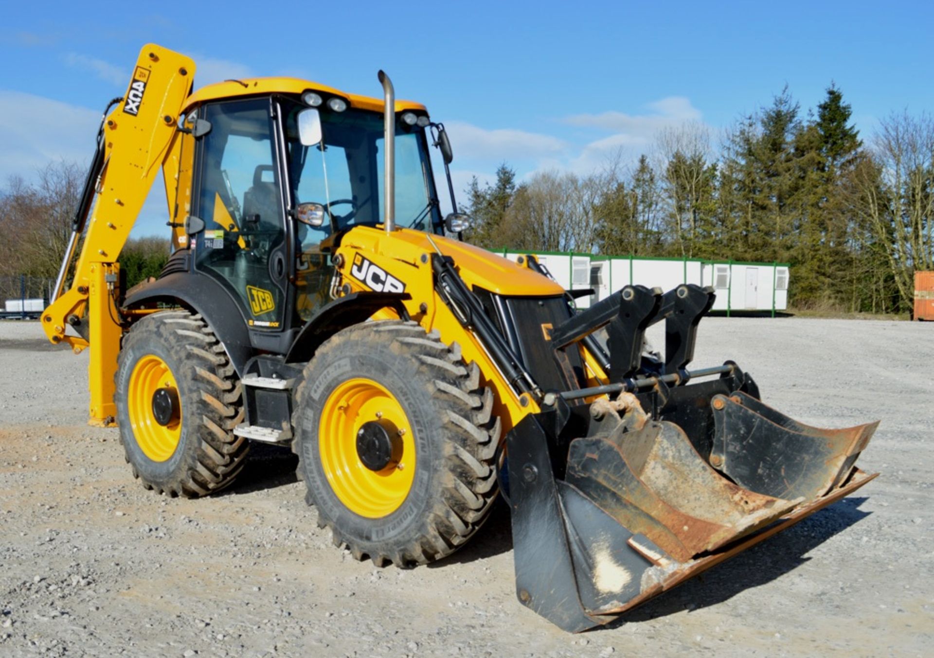 JCB 4CX Contractor backhoe loader Year: 2014 S/N: 2269627 Recorded Hours: 78 - Image 3 of 17
