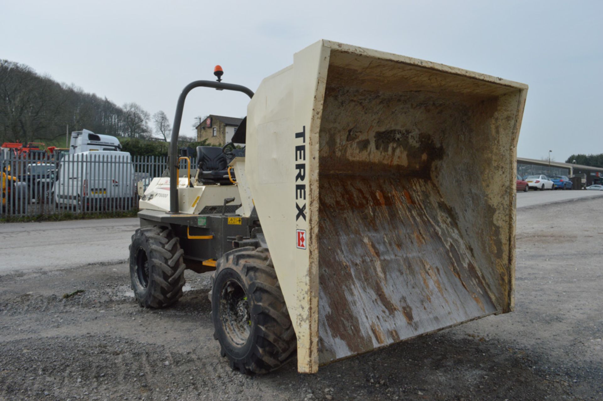 Benford Terex 6 tonne straight skip dumper Year: 2007 S/N: E709FW153 Recorded Hours: 1280 A445994 - Image 7 of 12