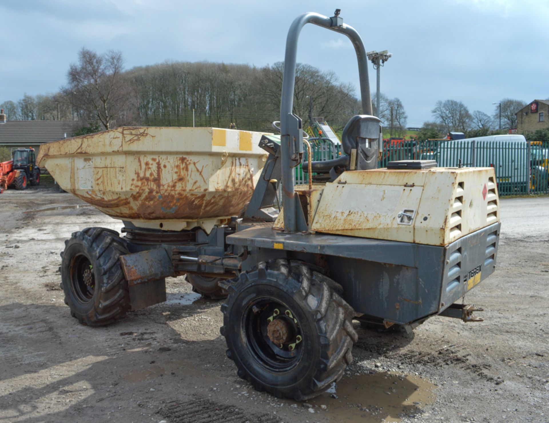 Benford Terex 6 tonne swivel skip dumper Year: 2008 S/N: E802FX202 Recorded Hours: 2513 A510608 - Image 3 of 11