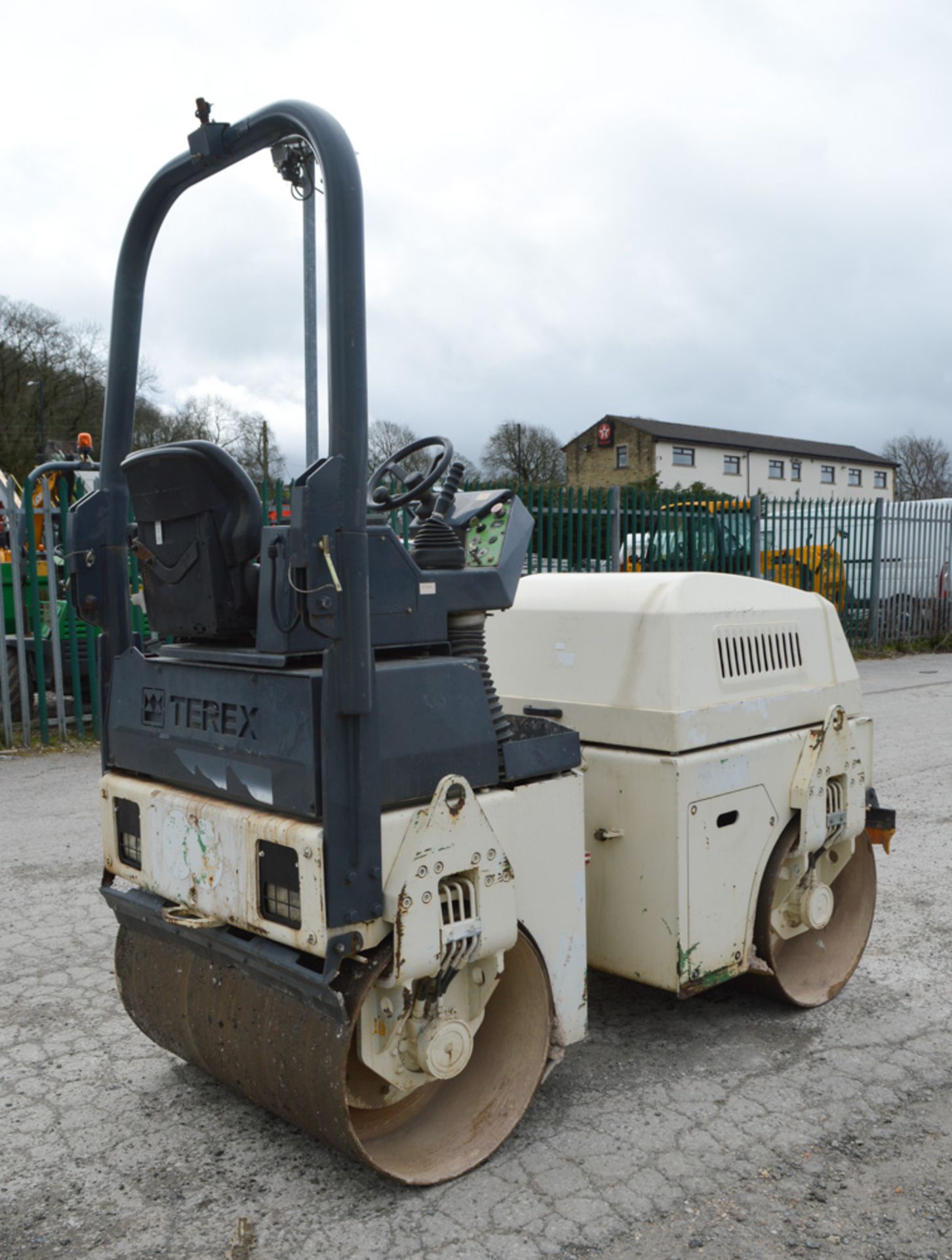 Benford Terex TV1200 double drum ride on roller Year: 2007 S/N: E704CF015 Recorded Hours: 1123 - Image 3 of 8