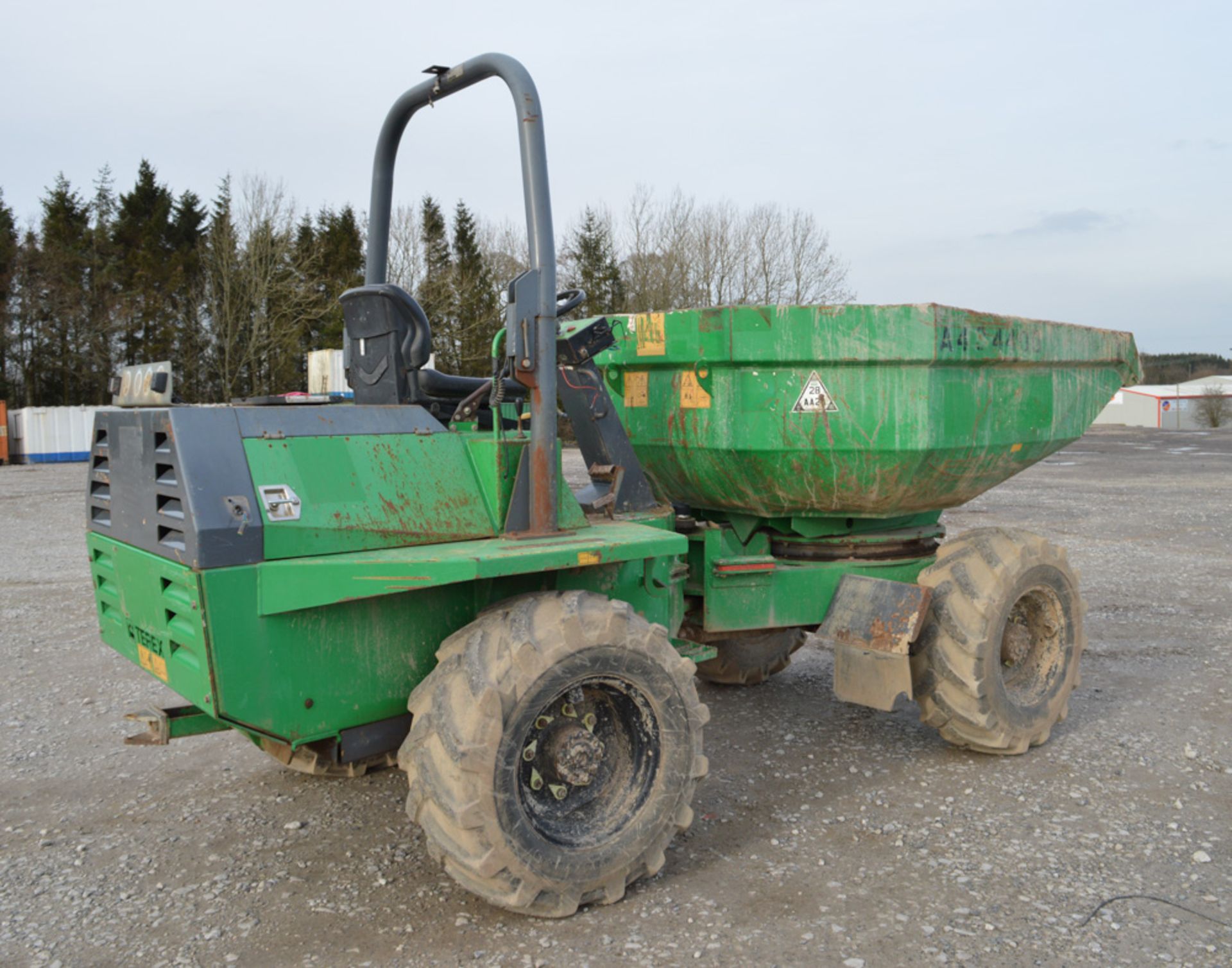 Benford Terex 6 tonne swivel skip dumper Year: 2007 S/N: E705FX388 Recorded Hours: 2519 A434400 - Image 4 of 12