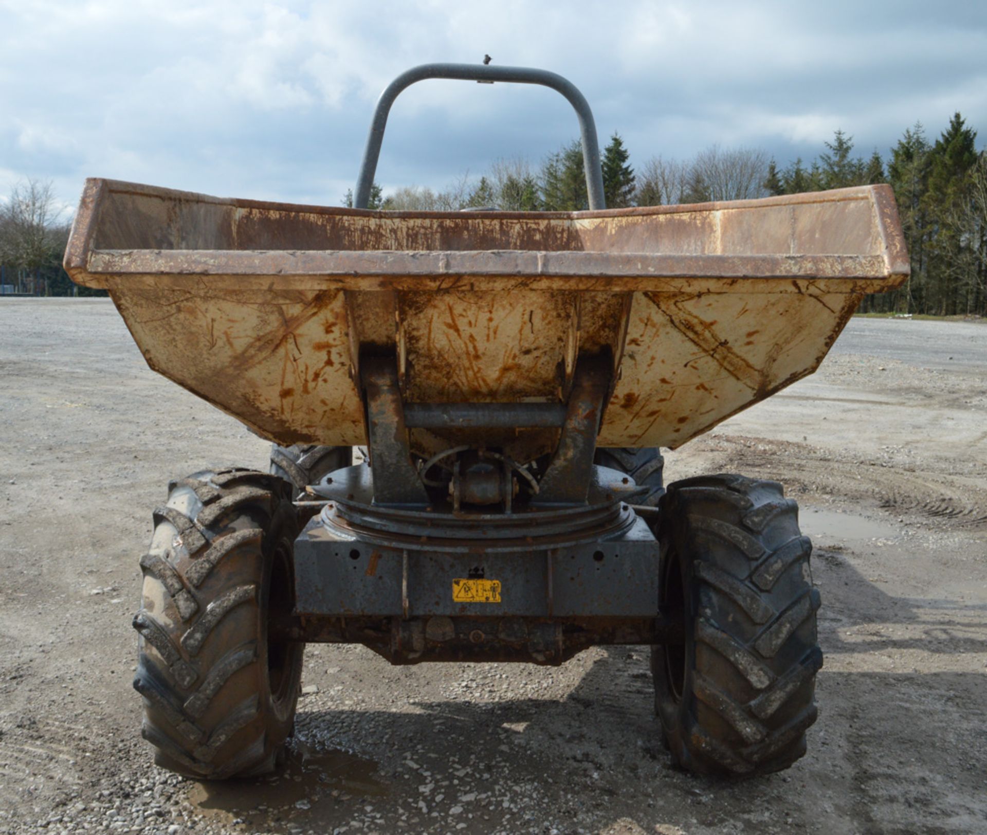 Benford Terex 6 tonne swivel skip dumper Year: 2008 S/N: E802FX202 Recorded Hours: 2513 A510608 - Image 5 of 11