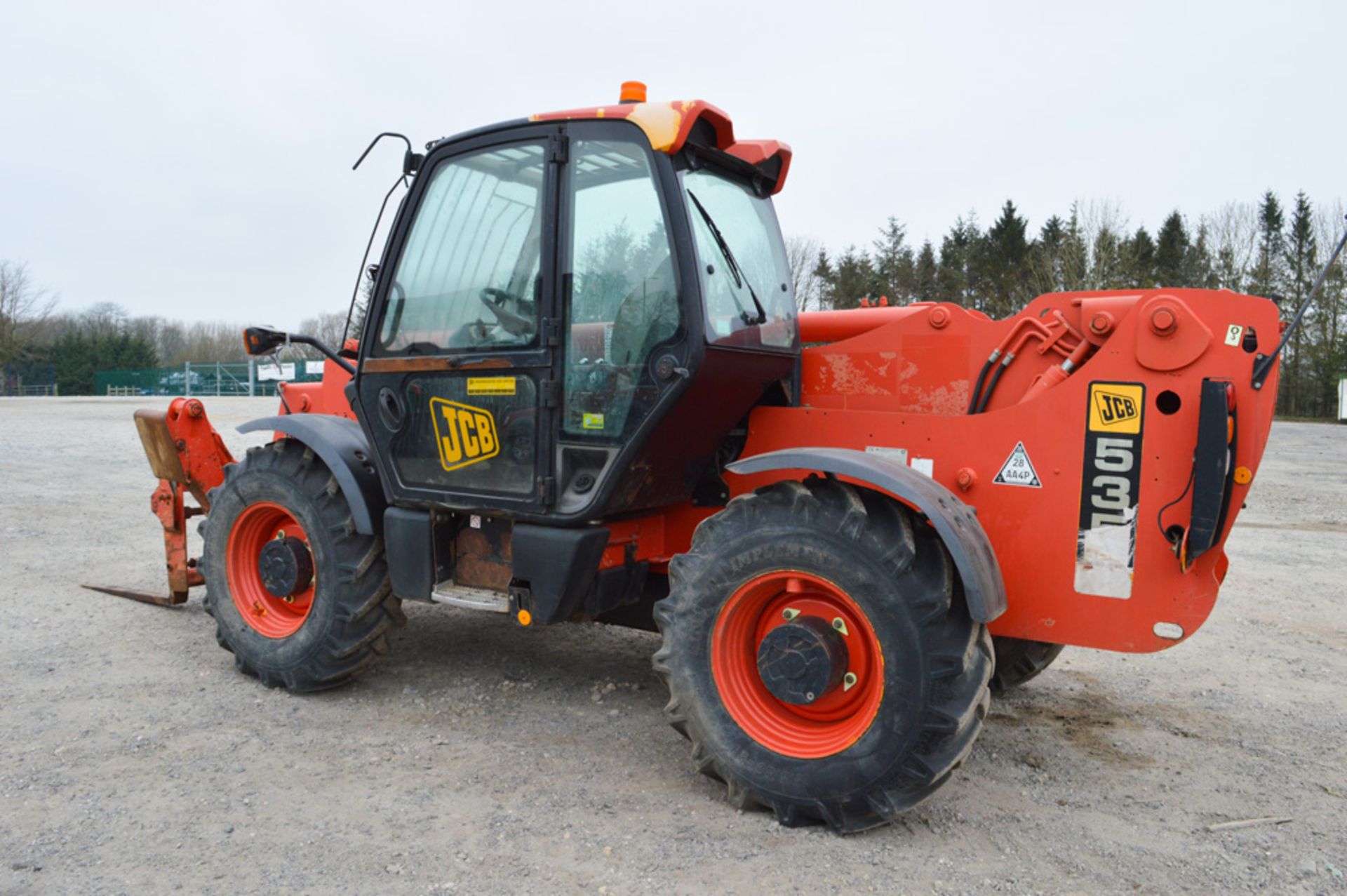 JCB 535-125 12.5 metre telescopic handler Year: 2008 S/N: 1425043 Recorded Hours: 5221 Rear camera - Image 2 of 13