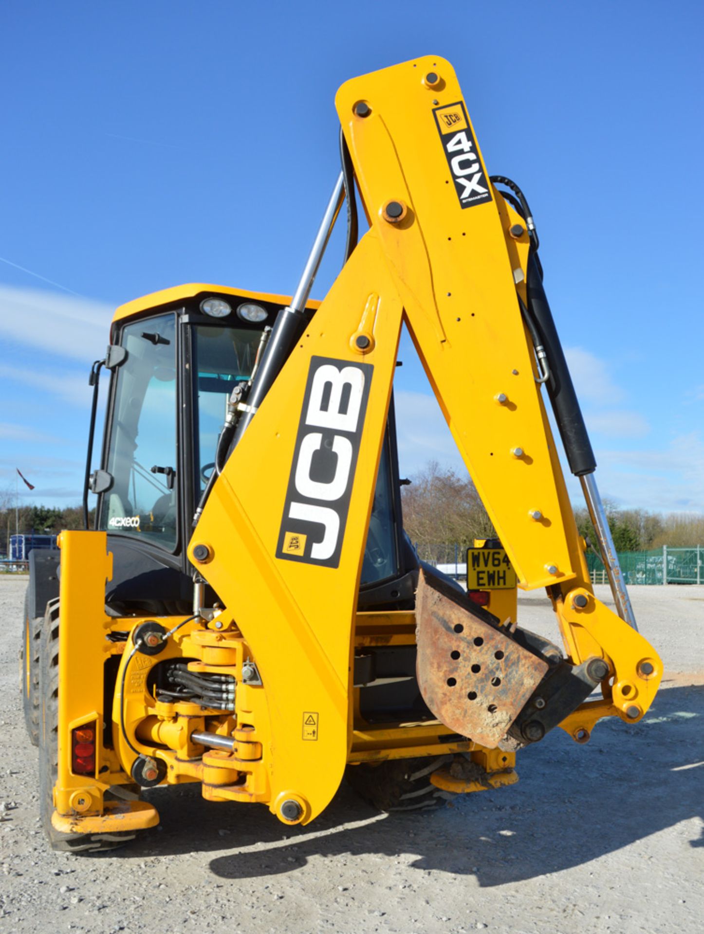 JCB 4CX Contractor backhoe loader Year: 2014 S/N: 2269627 Recorded Hours: 78 - Image 6 of 17