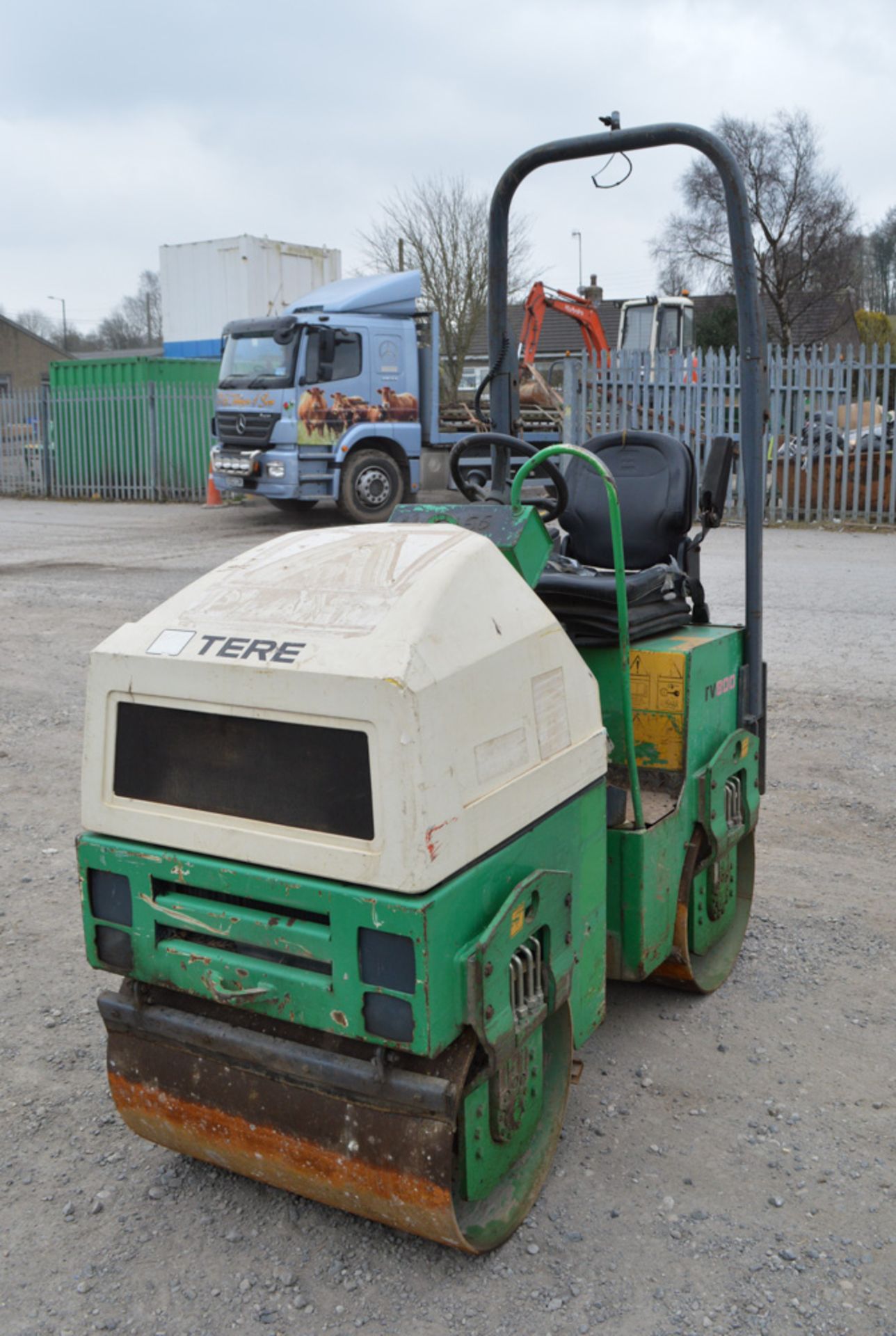 Benford Terex TV800 double drum ride on roller Year: 2007 S/N: E704HU094 Recorded Hours: 1073 - Image 2 of 7