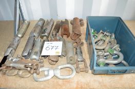 Quantity of pullers & shackles