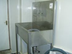 Stainless steel trough 1050mm wide