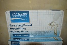 Gravity feed detailing spray gun New & unused