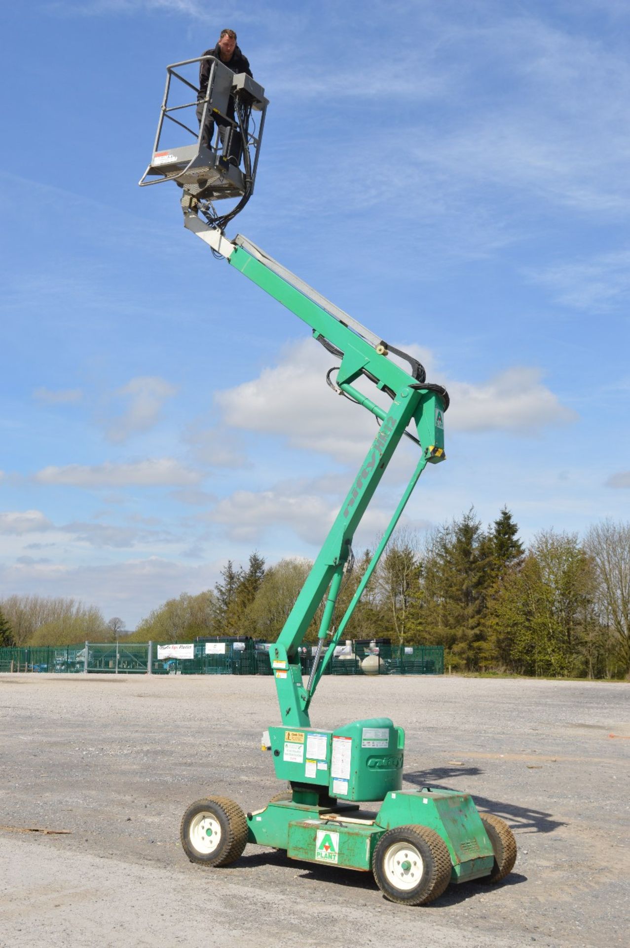 Nifty Lift HR 12 NDE diesel electric 12 metre boom lift   Year: 2007 S/N: 1217170 A448715 - Image 8 of 8