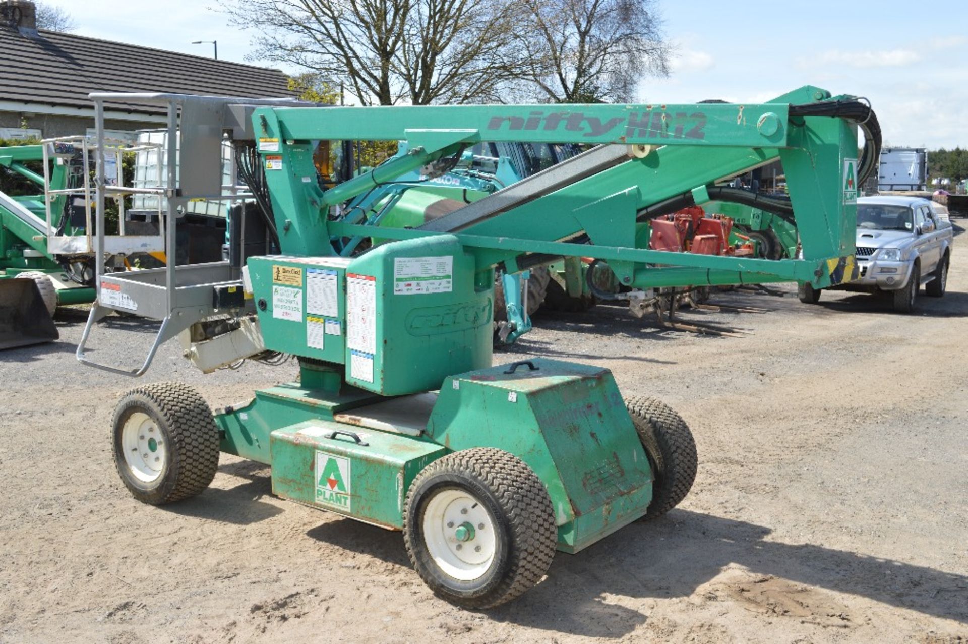 Nifty Lift HR 12 NDE diesel electric 12 metre boom lift   Year: 2007 S/N: 1217170 A448715 - Image 2 of 8