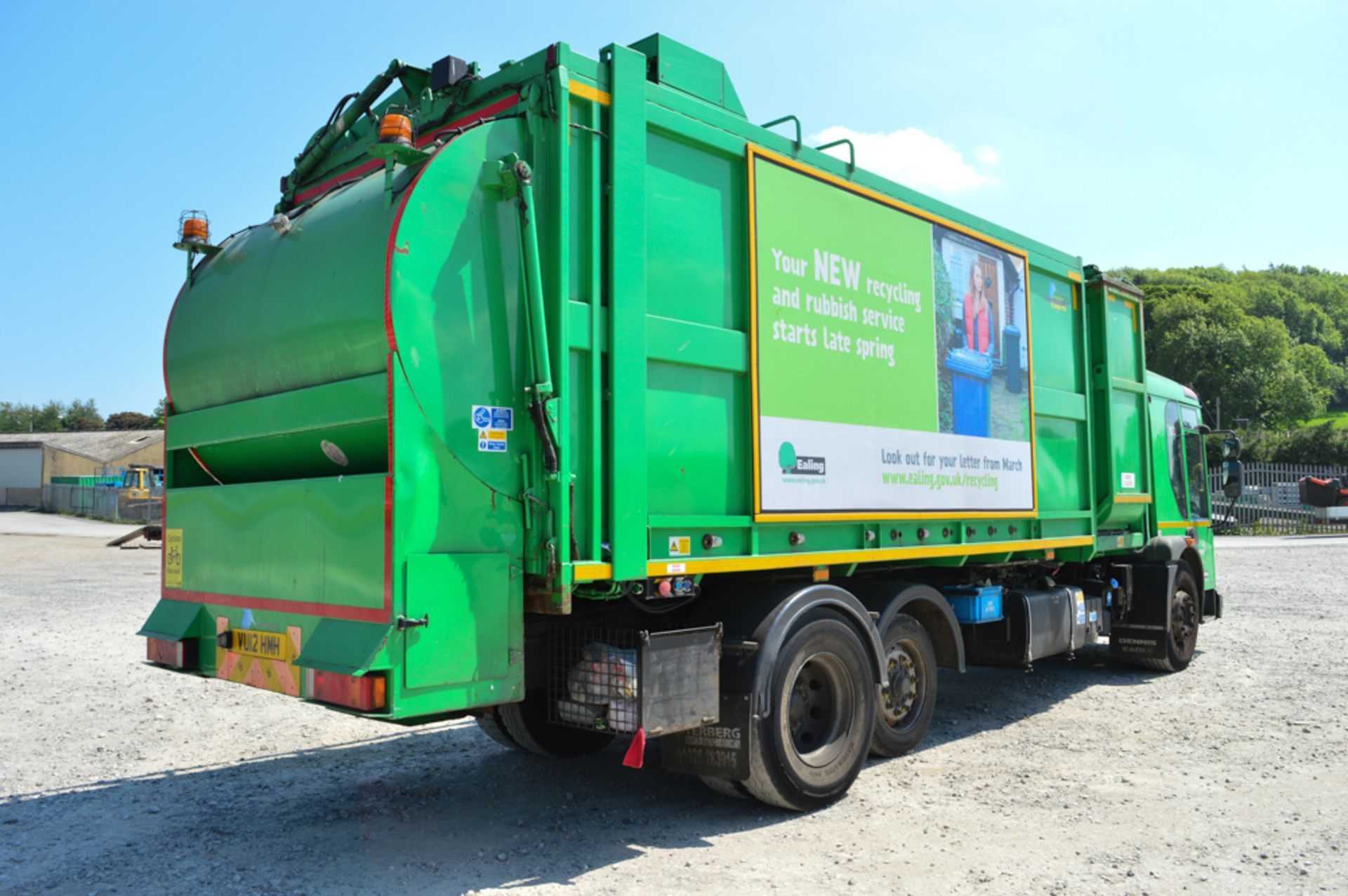 Dennis Elite 2 Euro 5 Kerbsider refuse lorry Registration Number: VU12 HMH Date of Registration: - Image 4 of 8