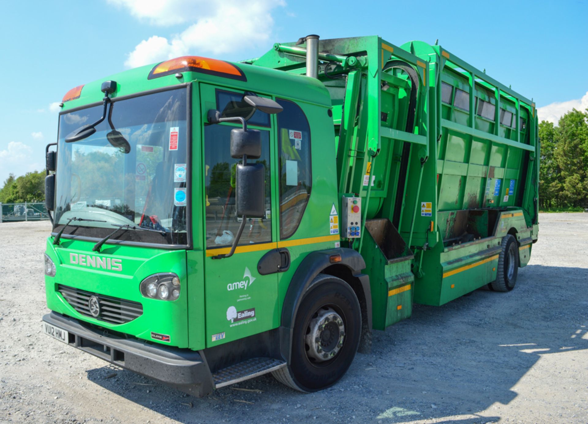 Dennis Elite 2 Euro 5 Kerbsider refuse lorry Registration Number: VU12 HMJ Date of Registration: - Image 2 of 8