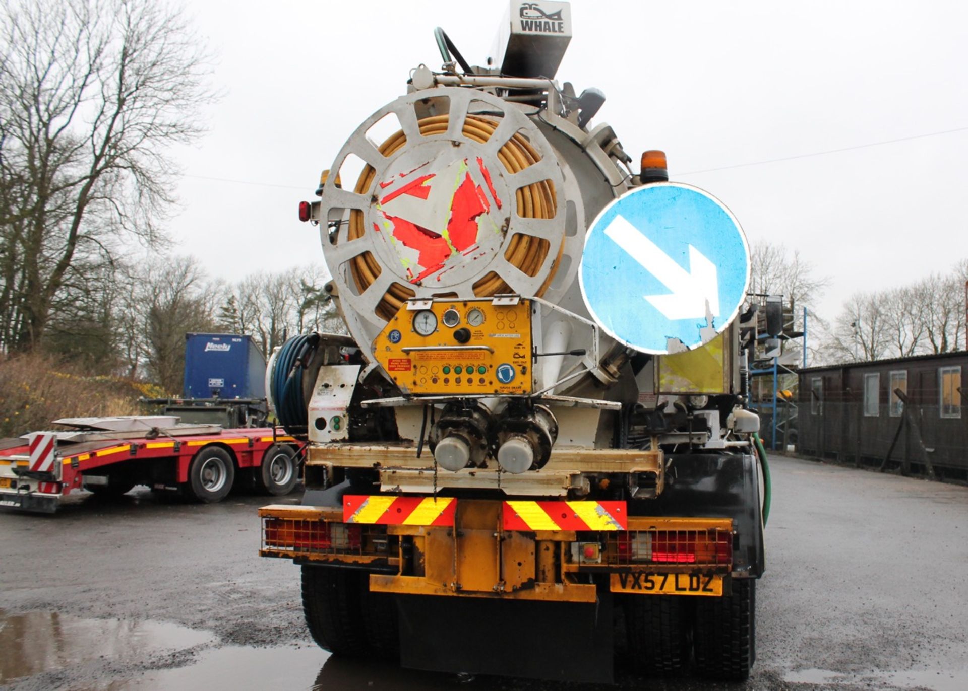 Mercedes Benz Axor 1824 Whale gulley tanker lorry Registration Number: VX57 LDZ Date of - Image 5 of 16