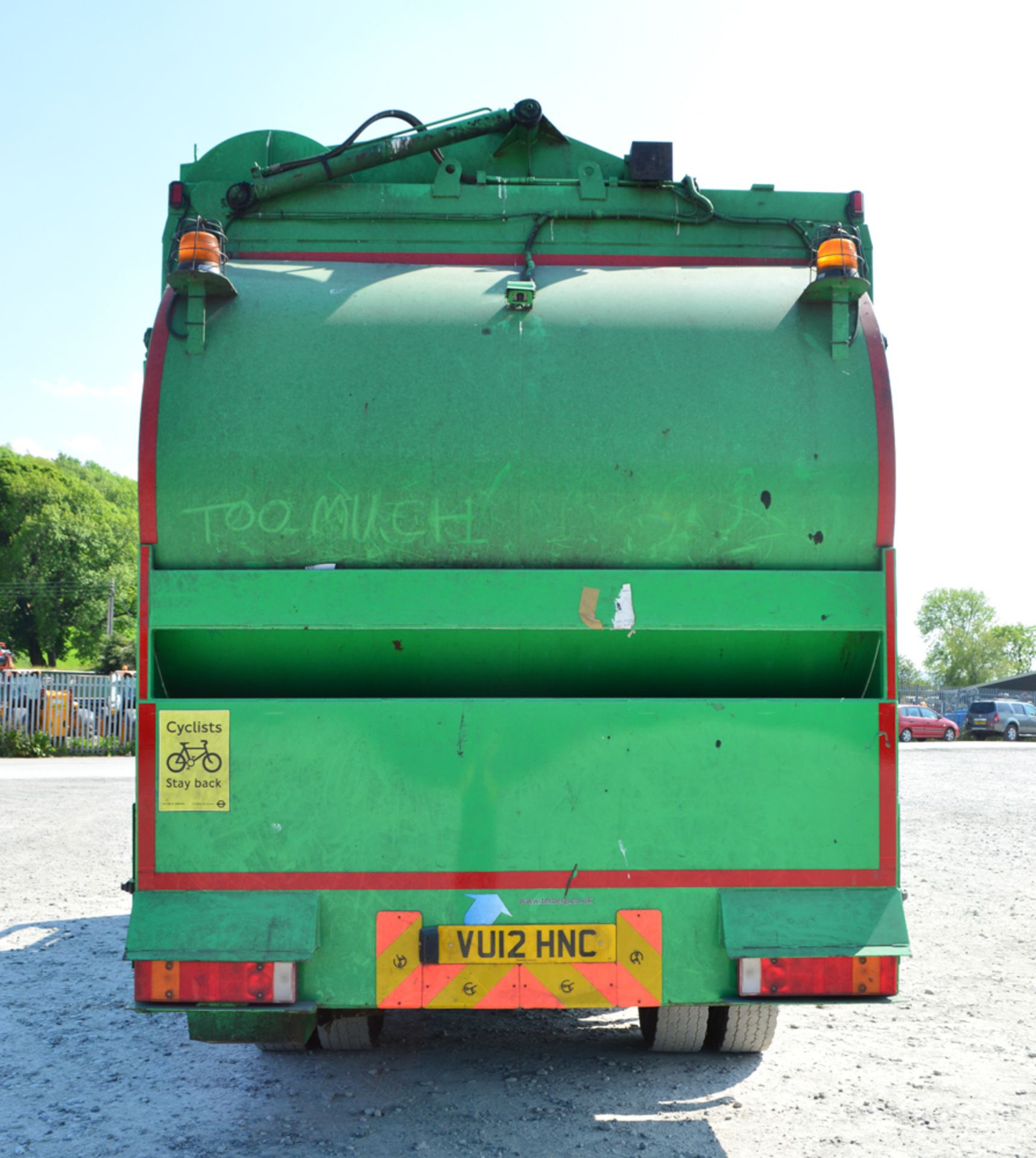 Dennis Elite 2 Euro 5 Kerbsider refuse lorry Registration Number: VU12 HNC Date of Registration: - Image 5 of 8