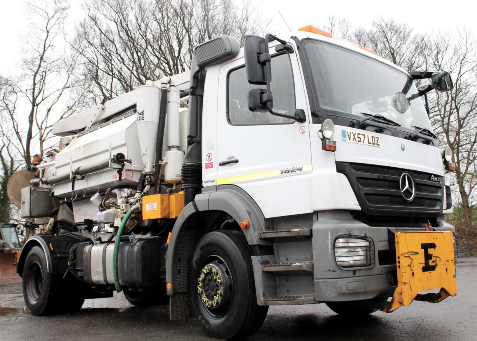 Mercedes Benz Axor 1824 Whale gulley tanker lorry Registration Number: VX57 LDZ Date of