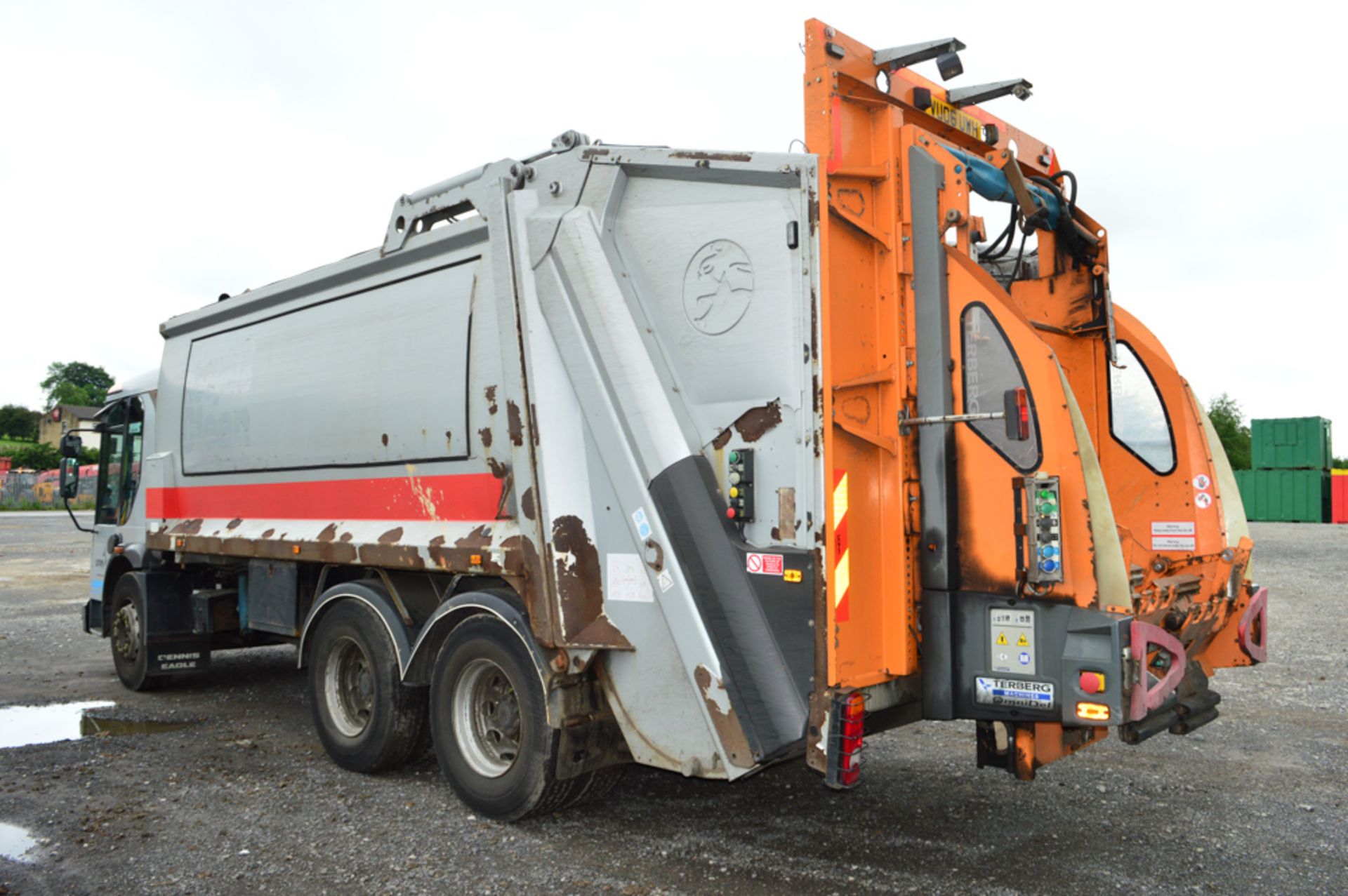 Dennis Elite 2 refuse lorry Registration Number: VU06 UWH Date of Registration: 10/07/2006 - Image 3 of 8