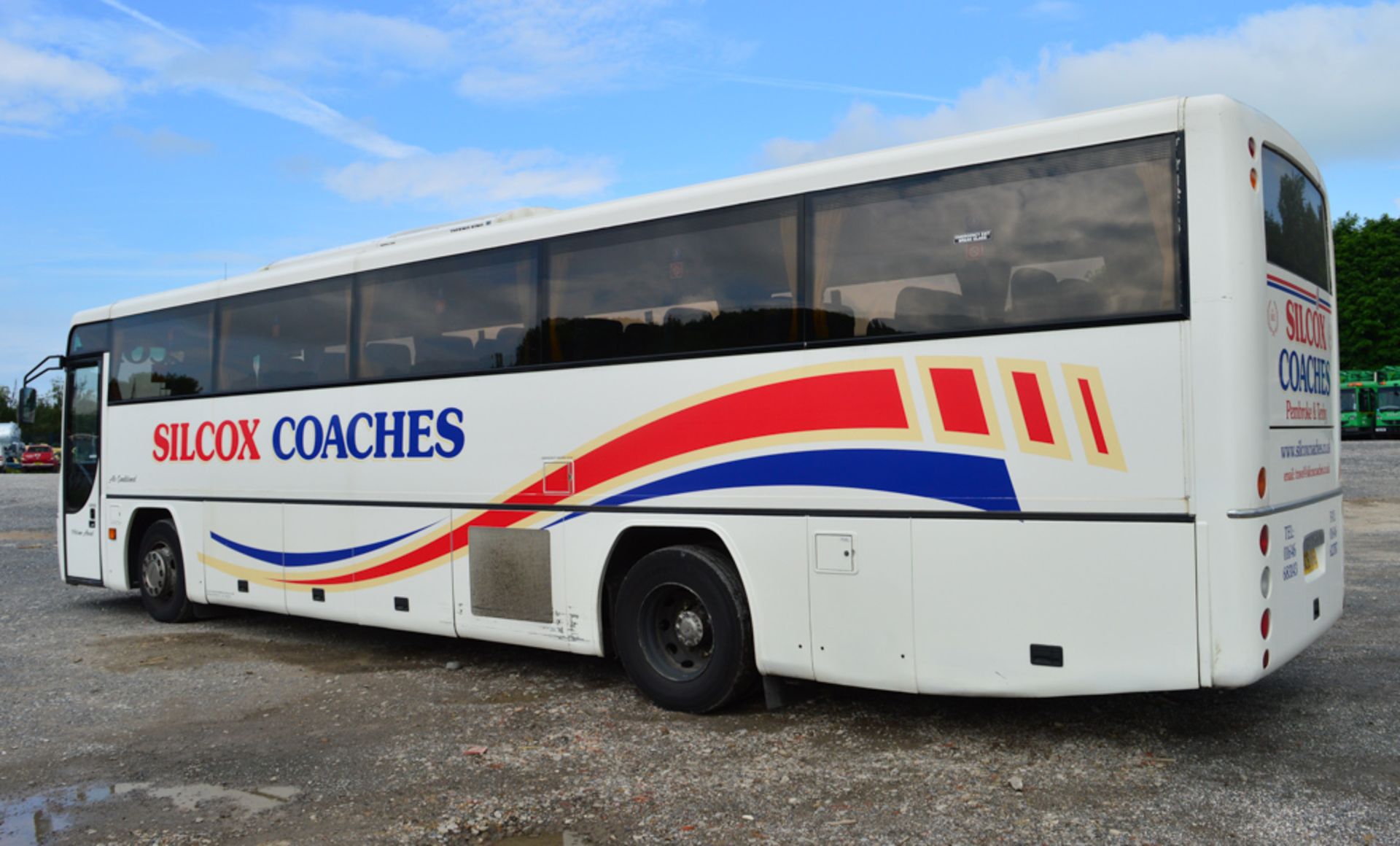 Dennis Javelin Plaxton 53 seat luxury coach Registration Number: YN08 NKJ Date of registration: 13/ - Image 2 of 10