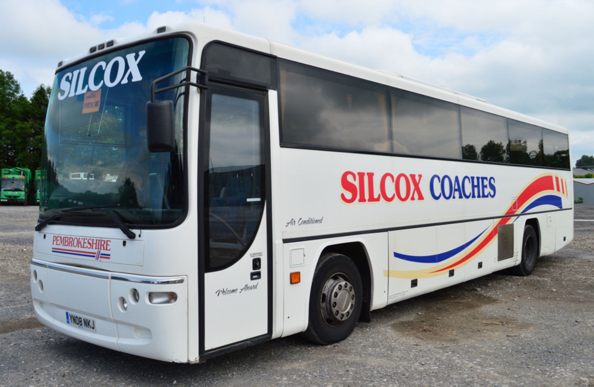 Dennis Javelin Plaxton 53 seat luxury coach Registration Number: YN08 NKJ Date of registration: 13/