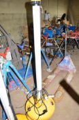 110v wobble lamp BEULT152H
