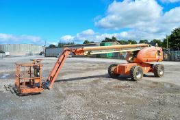 JLG 660SJ 66 ft diesel driven rough terrain articulated boom lift Year: 2006 S/N: 99340 Recorded