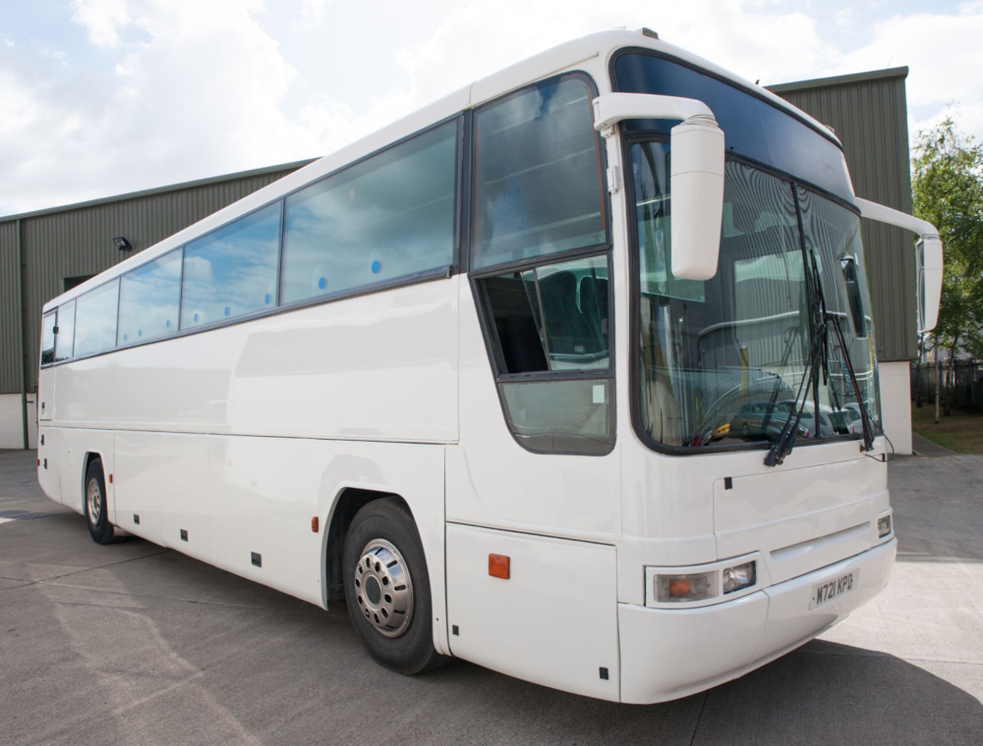 Volvo B10M Plaxton Premier 57 seat luxury coach  Registration Number: M721 KPD Date of Registration: - Image 4 of 9