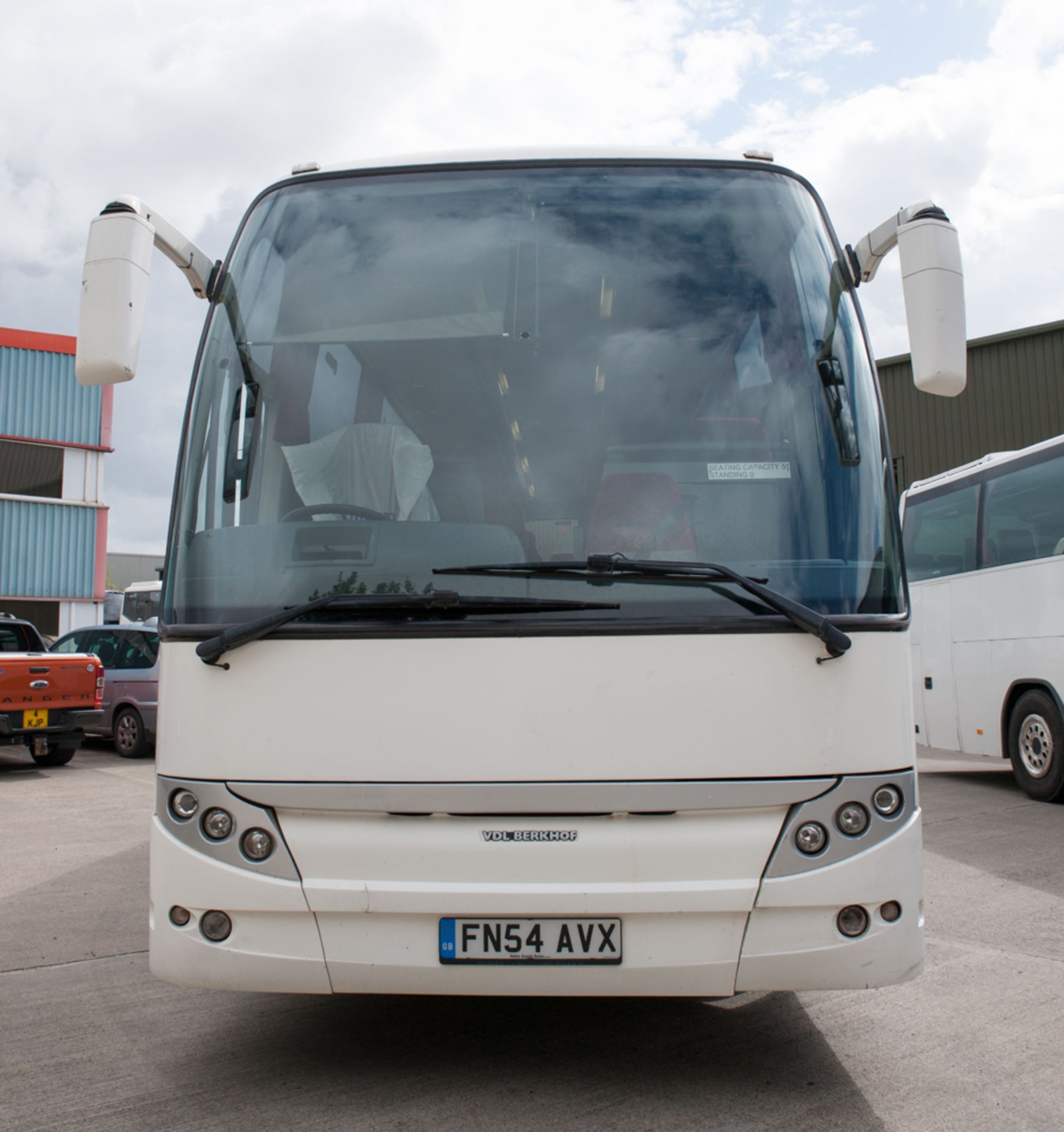 Volvo B12B VDL Berkoff 51 seat luxury coach Registration Number: FN54 AVX Date of Registration: 01/ - Image 5 of 10