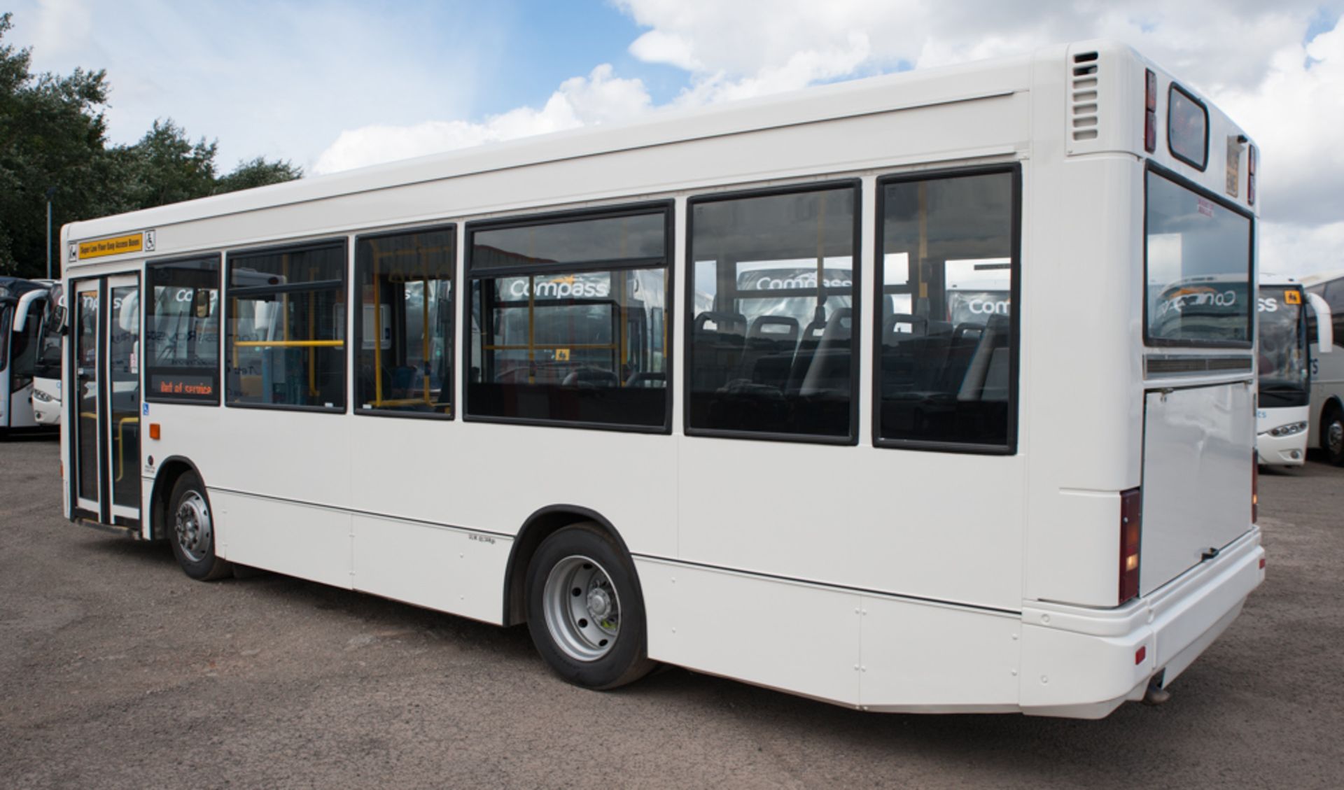 Dennis Dart 29 seat service bus Registration Number: MX05 ENE Date of Registration: 01/03/2005 MOT - Image 2 of 9