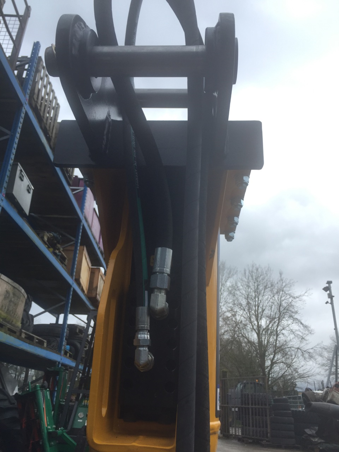 Arrowhead R75 hydraulic breaker Year: 2016 new and unused. UK made, includes 2 pin bracket, - Image 6 of 7