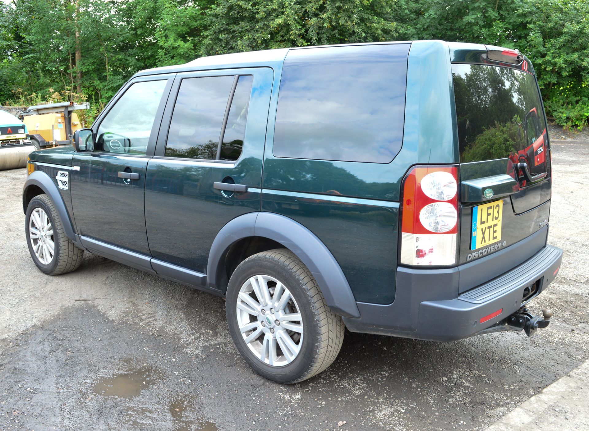 Land Rover Discovery 4 SDV6 Auto 4x4 Commercial utility vehicle Registration Number: LF13 XTE Date - Image 3 of 10