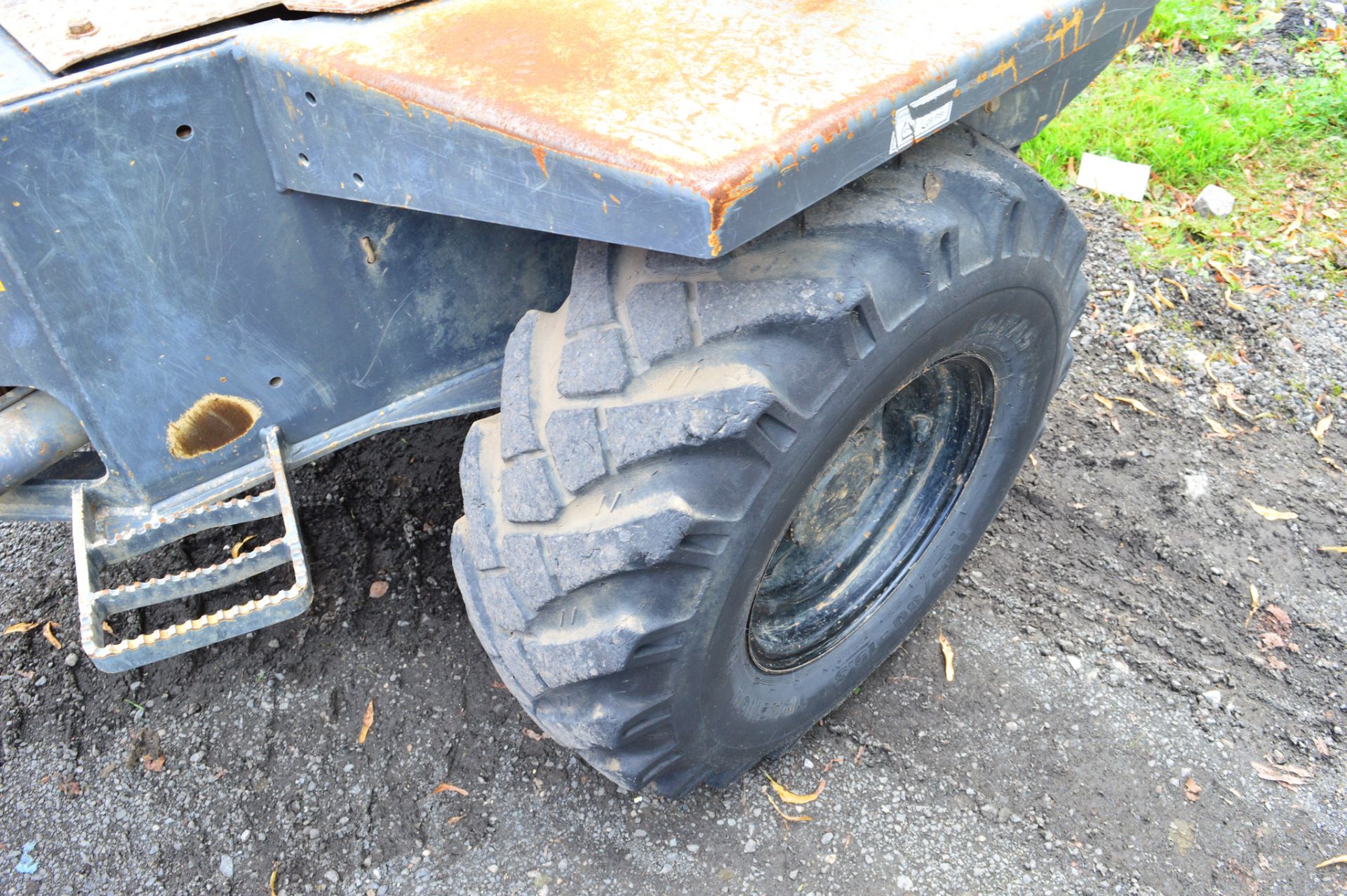 Terex 3 tonne straight skip dumper Year: 2011 S/N: EB3NJ2351 Recorded Hours: 1296 4000A - Image 10 of 12