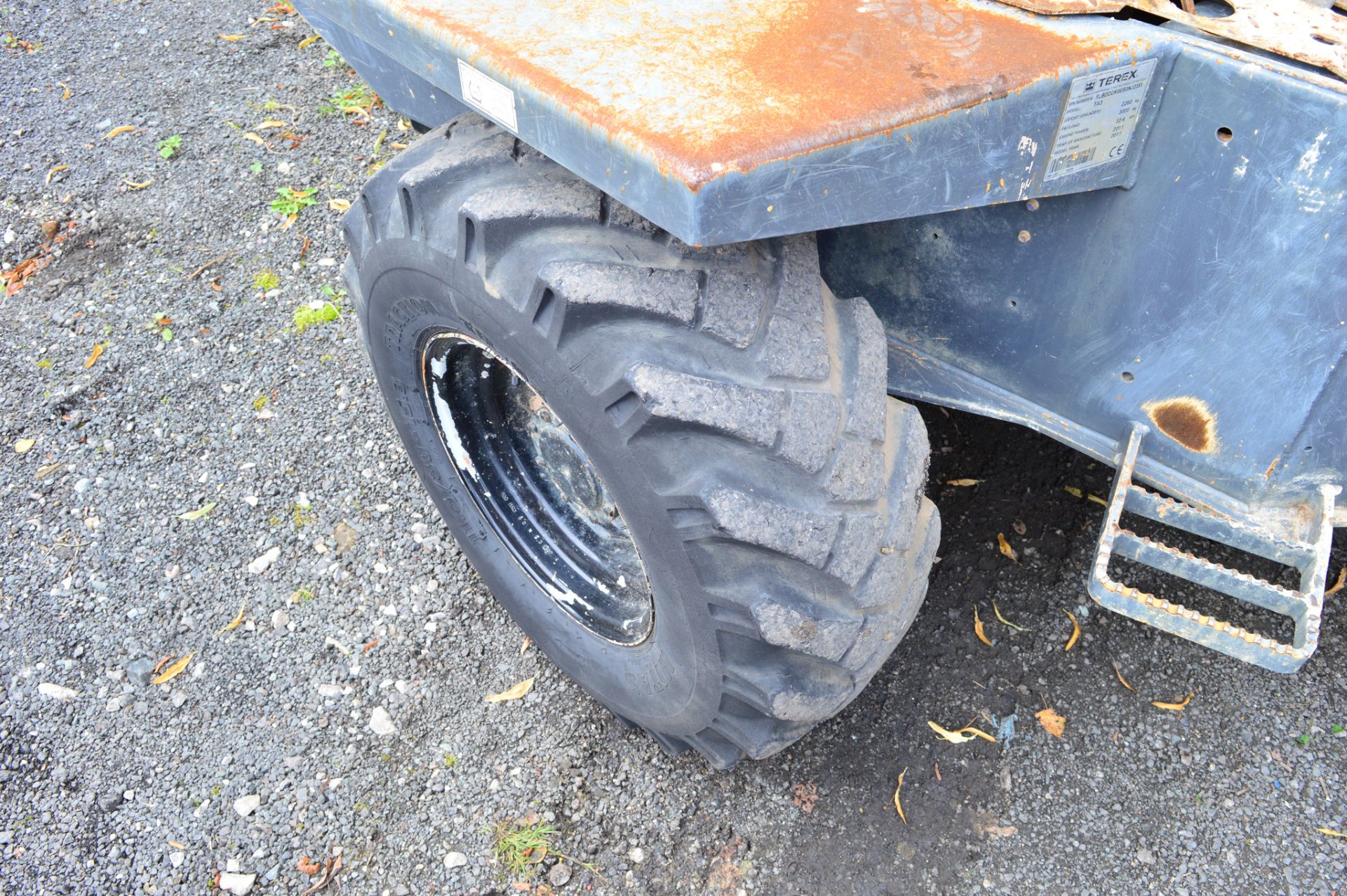 Terex 3 tonne straight skip dumper Year: 2011 S/N: EB3NJ2351 Recorded Hours: 1296 4000A - Image 9 of 12