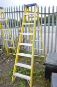 8 tread fibreglass frame ladder BEFS9298H
