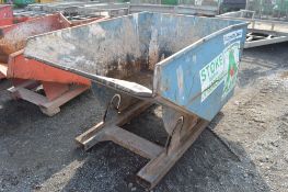 Steel tipping skip A591890