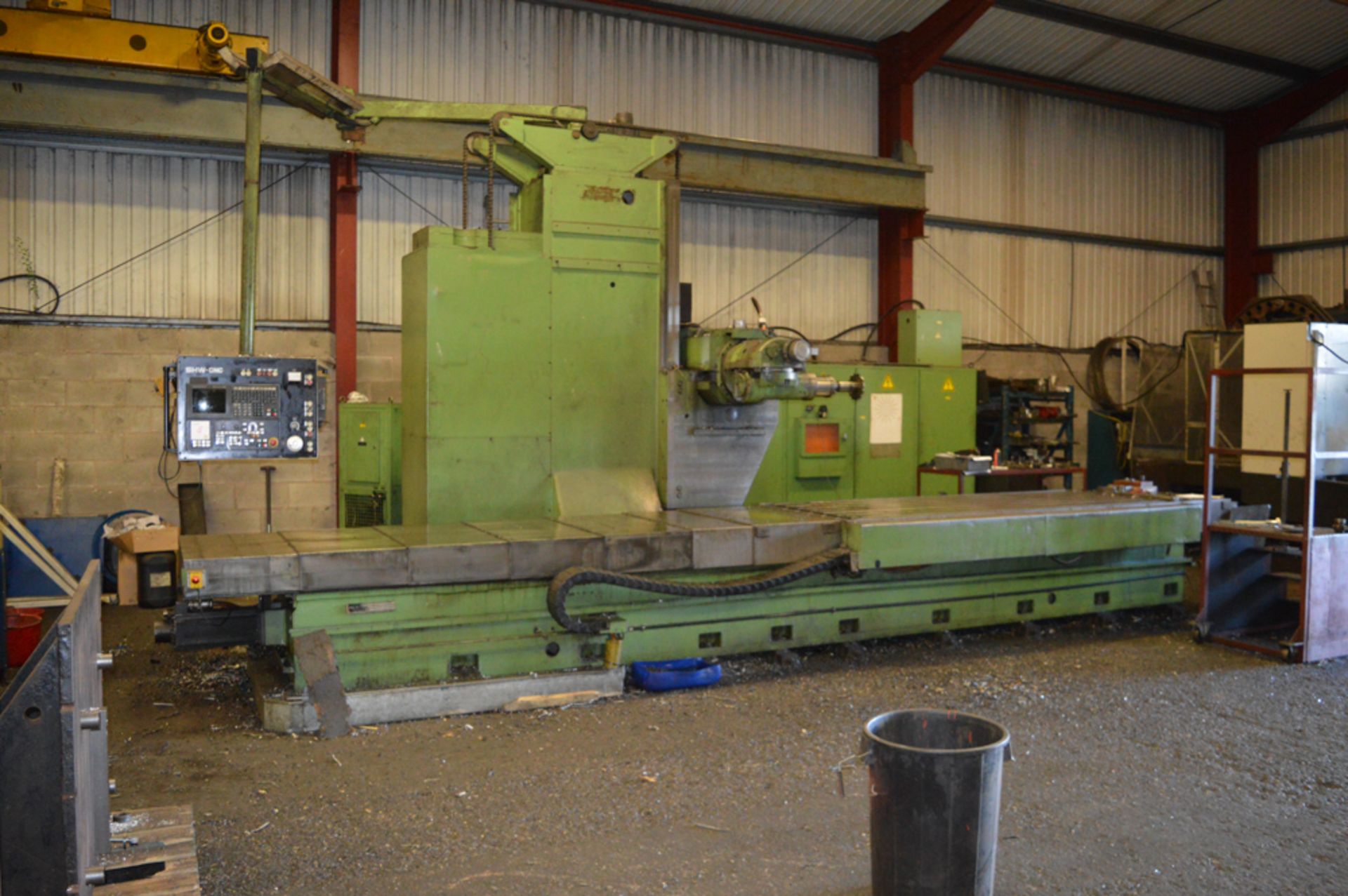 SHW UF6 CNC bed type milling machine Year: 1988 S/N: 6118 c/w GE Mark Century controls & 3000mm x