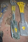 5 - Bulldog shockproof cable laying spades New & unused