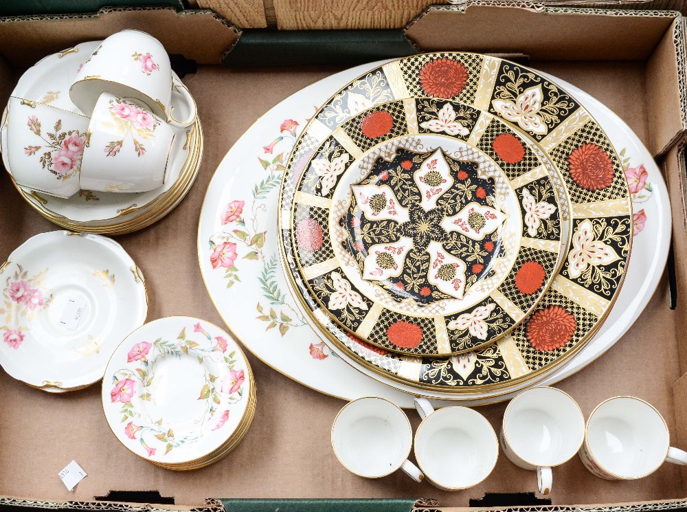A box of Abbeydale china,