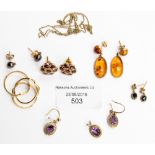 A pair of amber and gold drop earrings, a pair of grey pearl stud post earrings 9 ct,